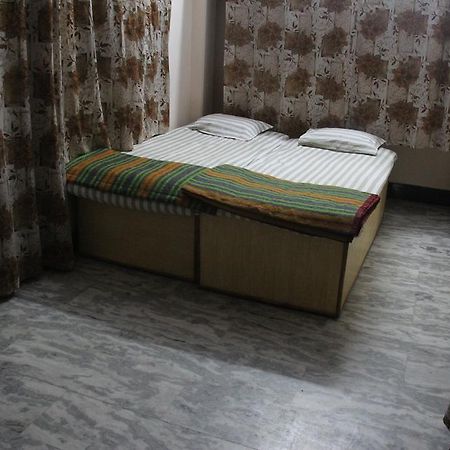 Sagar Guest House Варанаси Экстерьер фото