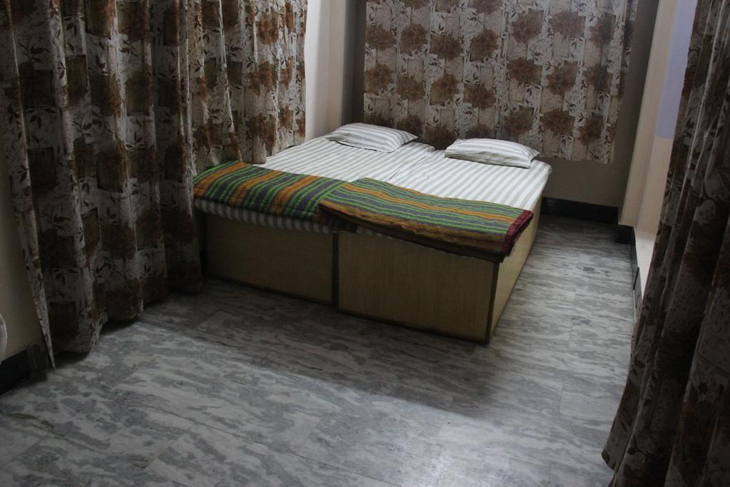 Sagar Guest House Варанаси Экстерьер фото